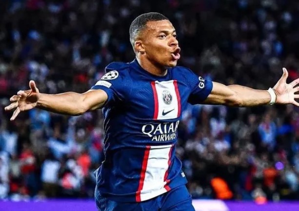 BĐ 20/3: Mbappe báo tin kém vui tới người hâm mộ