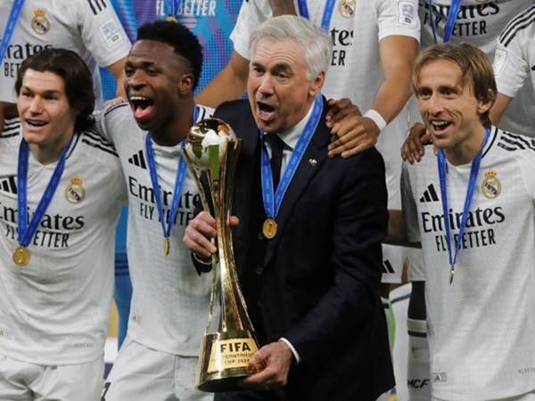 Những huấn luyện viên Real Madrid vĩ đại nhất