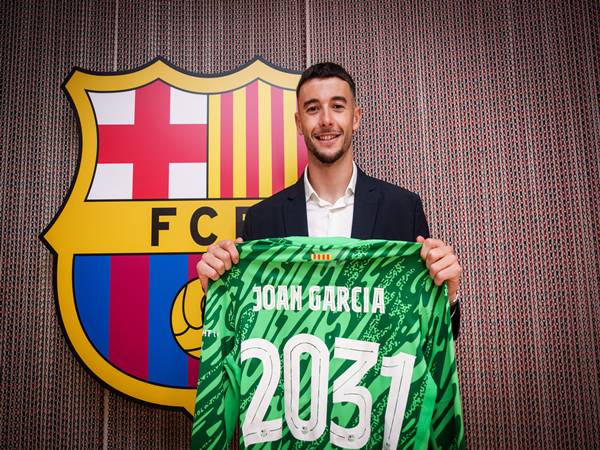 Chiến lược chuyển nhượng của Barcelona mùa 2025-2026