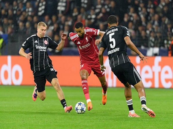 Tin C1: Liverpool ‘hủy diệt’ Eintracht Frankfurt tỉ số 5-1