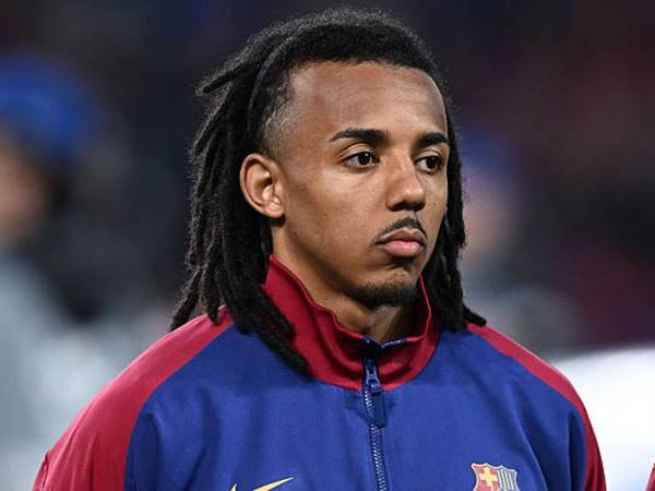 Chuyển nhượng Barca: Jules Kounde được Man City hỏi thăm