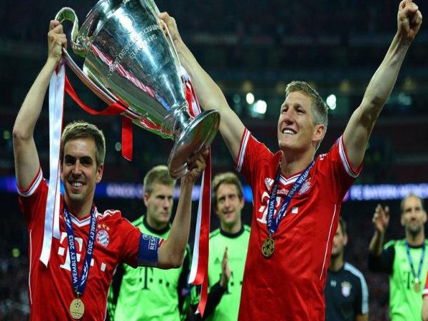 Các hậu vệ Bayern Munich huyền thoại vĩ đại của Hùm Xám